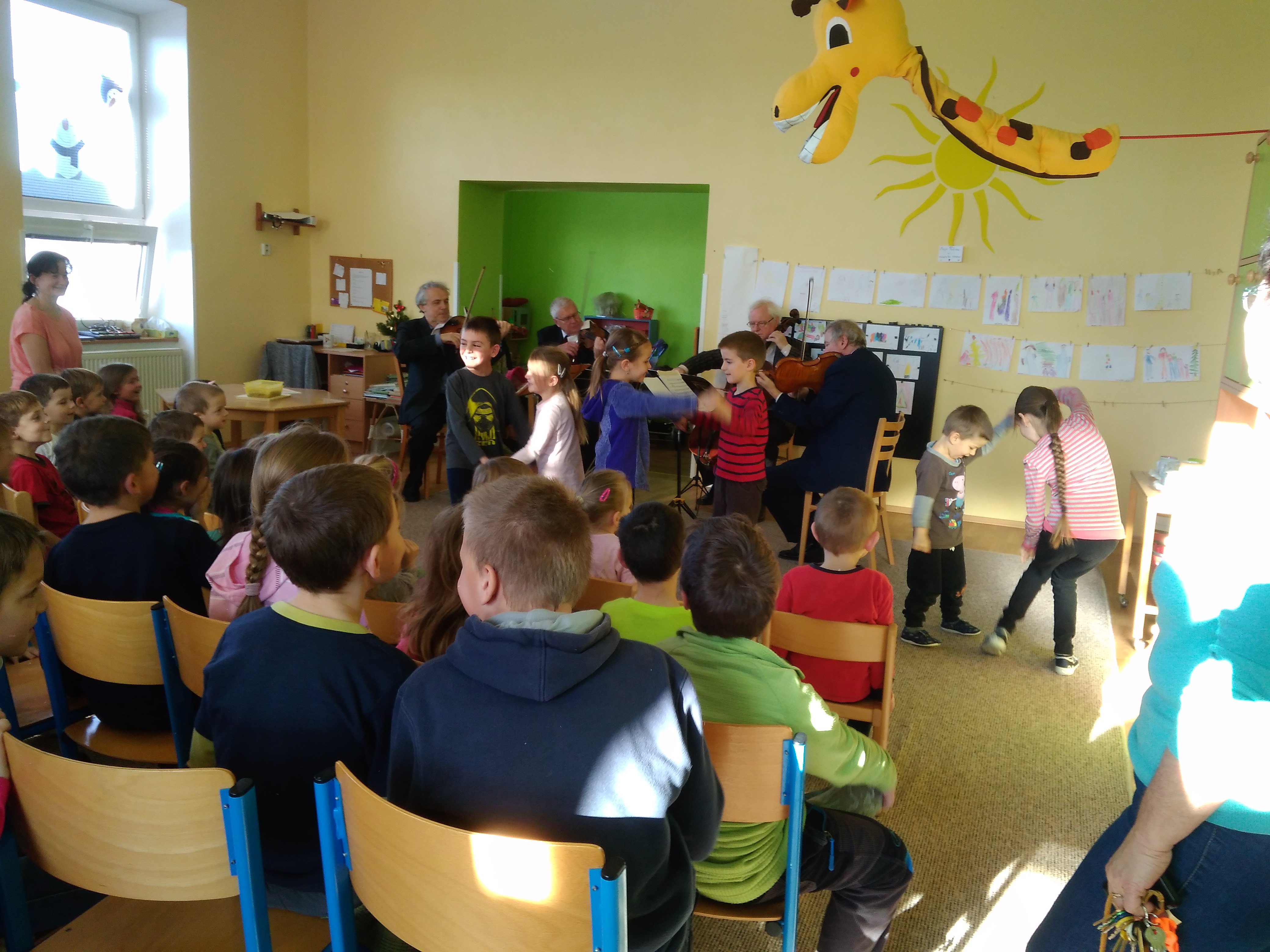 VÝCHOVNÝ KONCERT