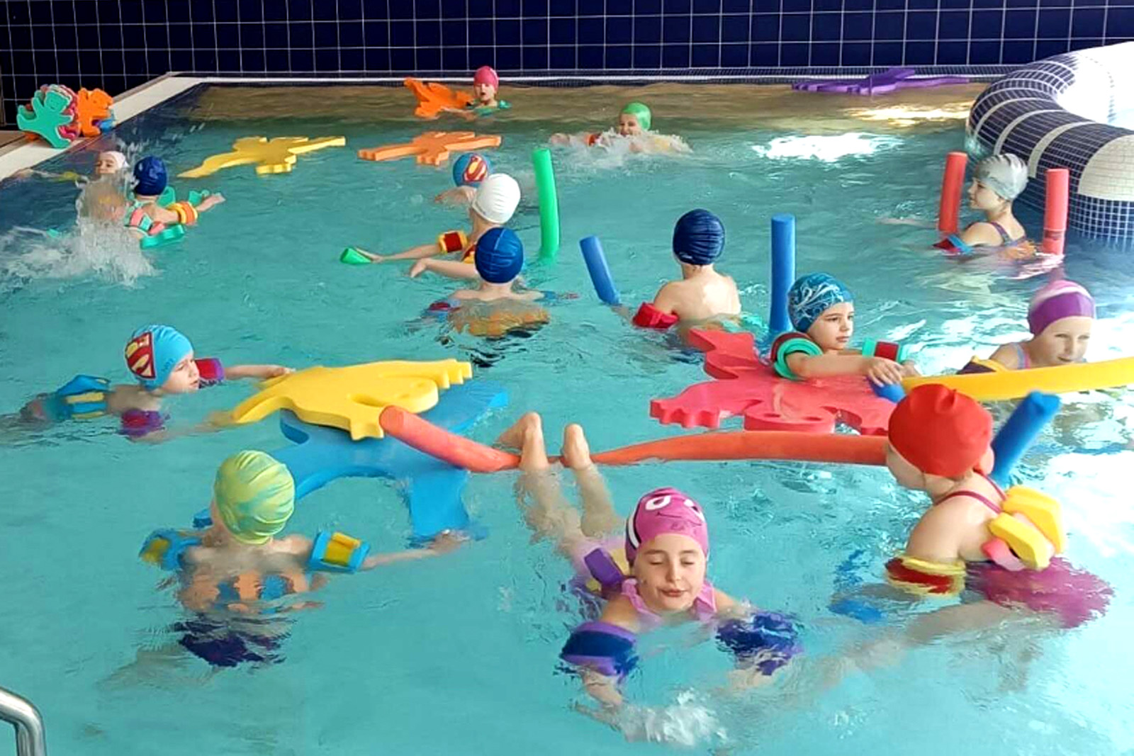 Školka na kurzu plavání Školka na kurzu plavání